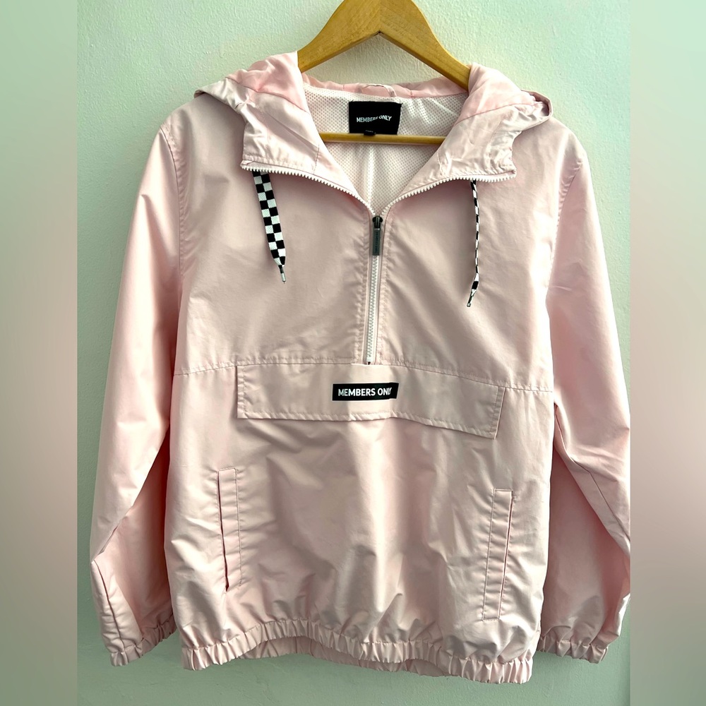 Members Only Pink Pullover Jacket in size M